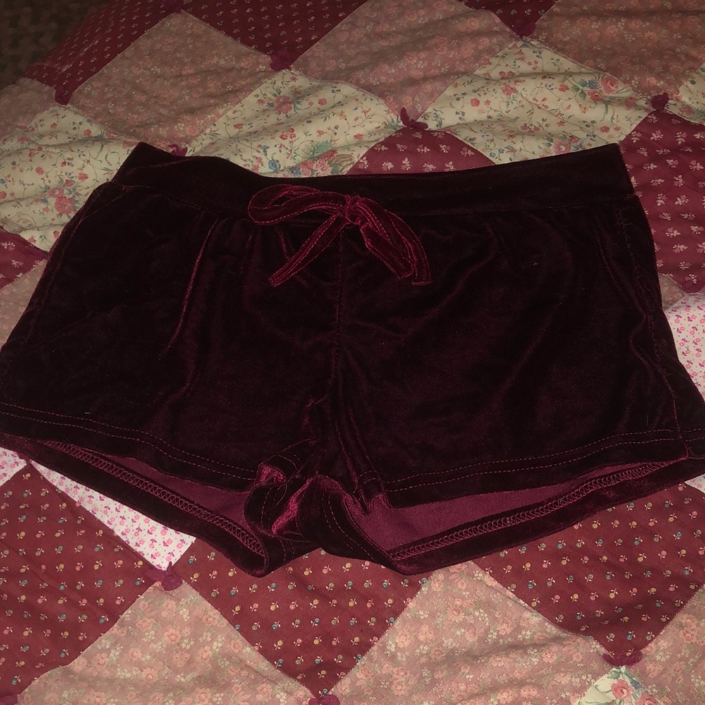 Velvet shorts